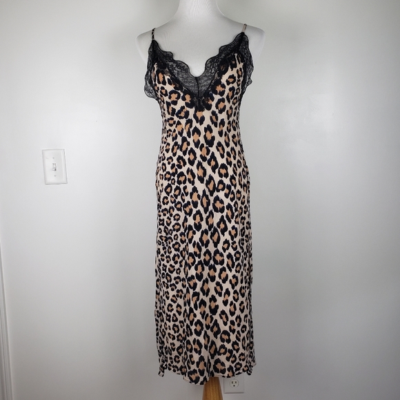 Victoria's Secret cheetah print high low slip gown - Picture 2 of 11